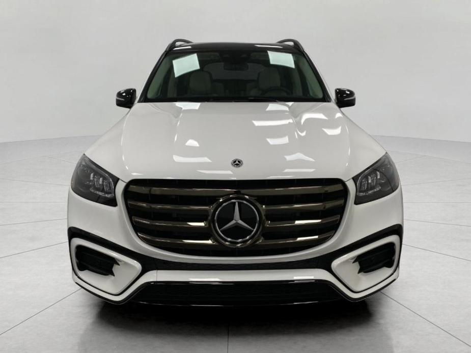 new 2025 Mercedes-Benz GLS 450 car, priced at $101,955