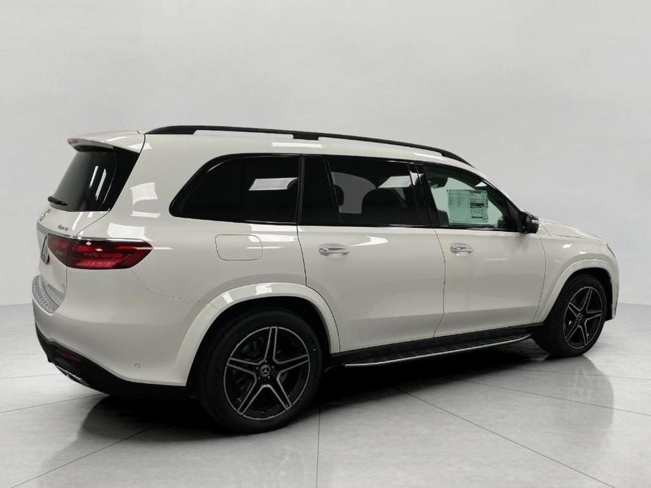 new 2025 Mercedes-Benz GLS 450 car, priced at $101,955