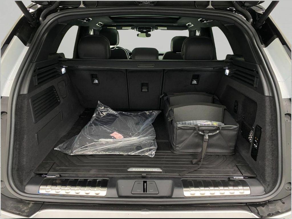 new 2024 Land Rover Range Rover Sport car, priced at $104,305