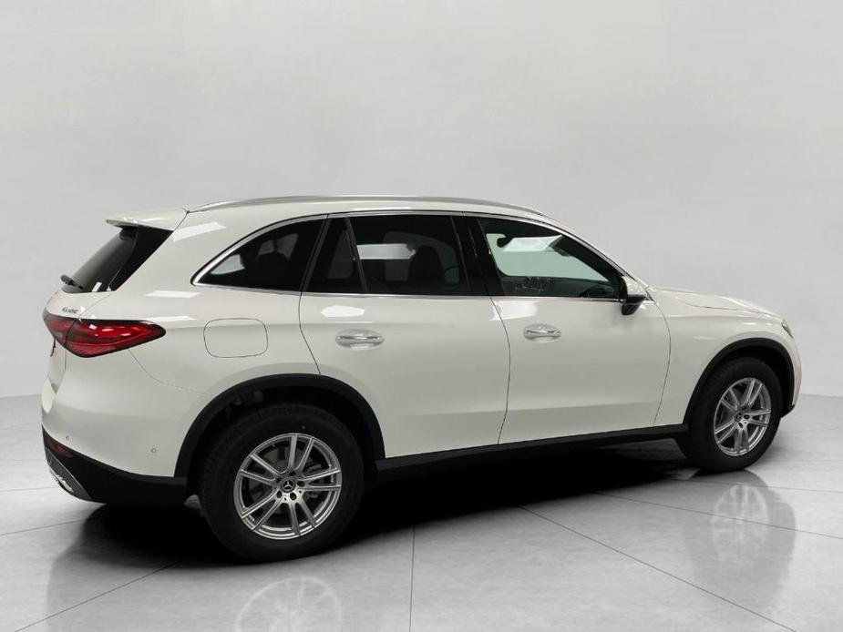 new 2025 Mercedes-Benz GLC 300 car, priced at $54,700