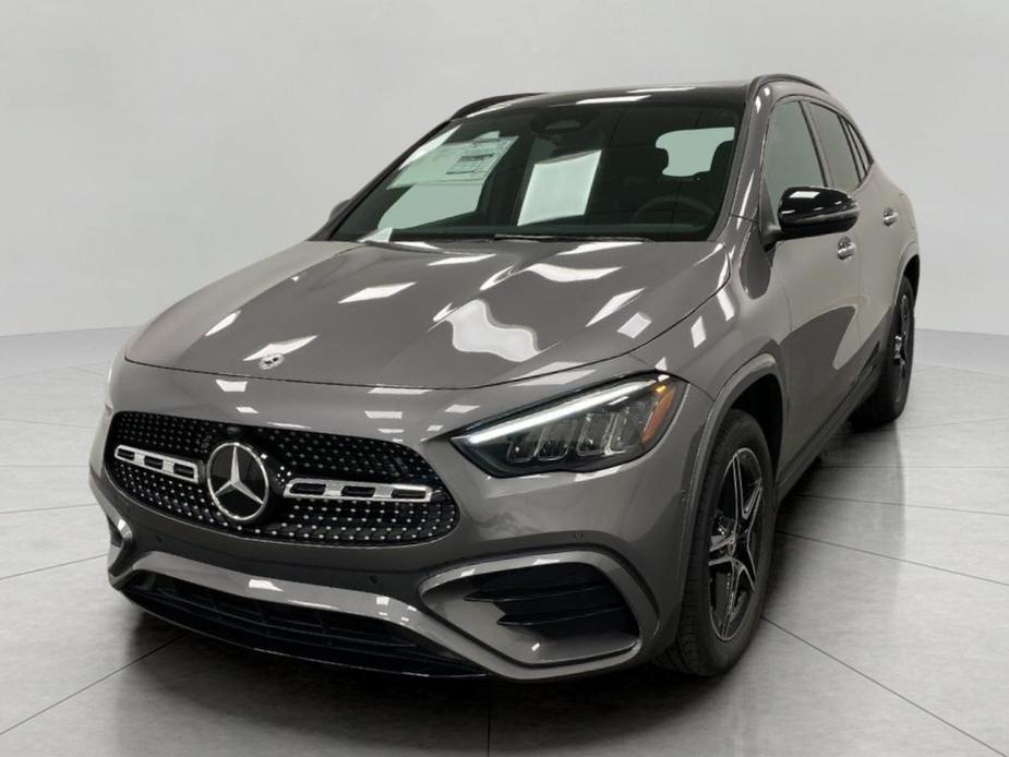 new 2025 Mercedes-Benz GLA 250 car, priced at $54,295