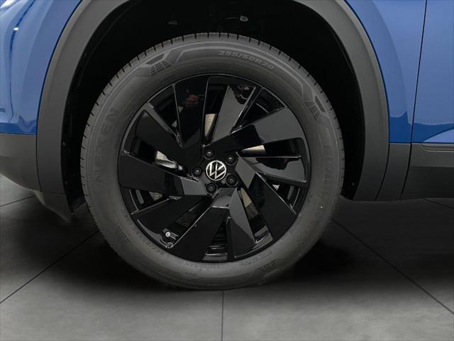new 2025 Volkswagen Atlas Cross Sport car, priced at $44,805