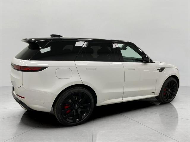 new 2025 Land Rover Range Rover Sport car, priced at $137,670