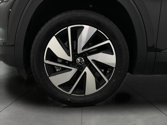 used 2024 Volkswagen Atlas car, priced at $35,673