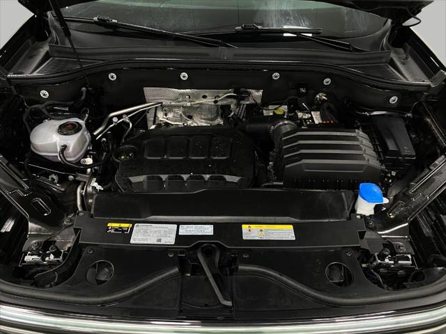 used 2024 Volkswagen Atlas car, priced at $35,673