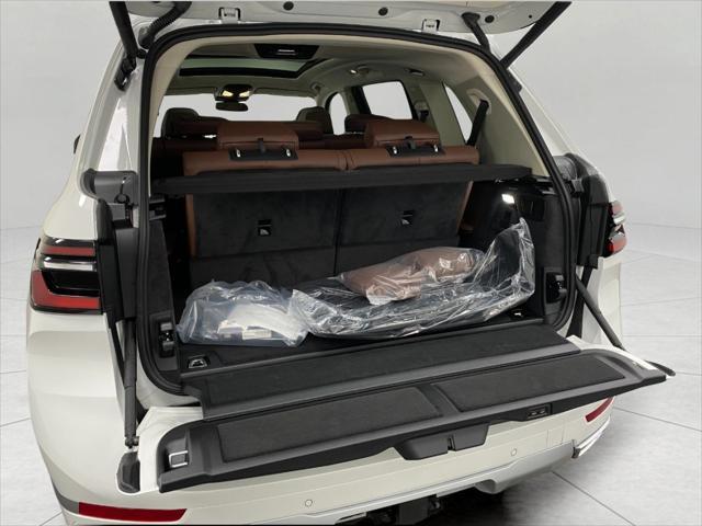 new 2026 BMW X7 car, priced at $92,865