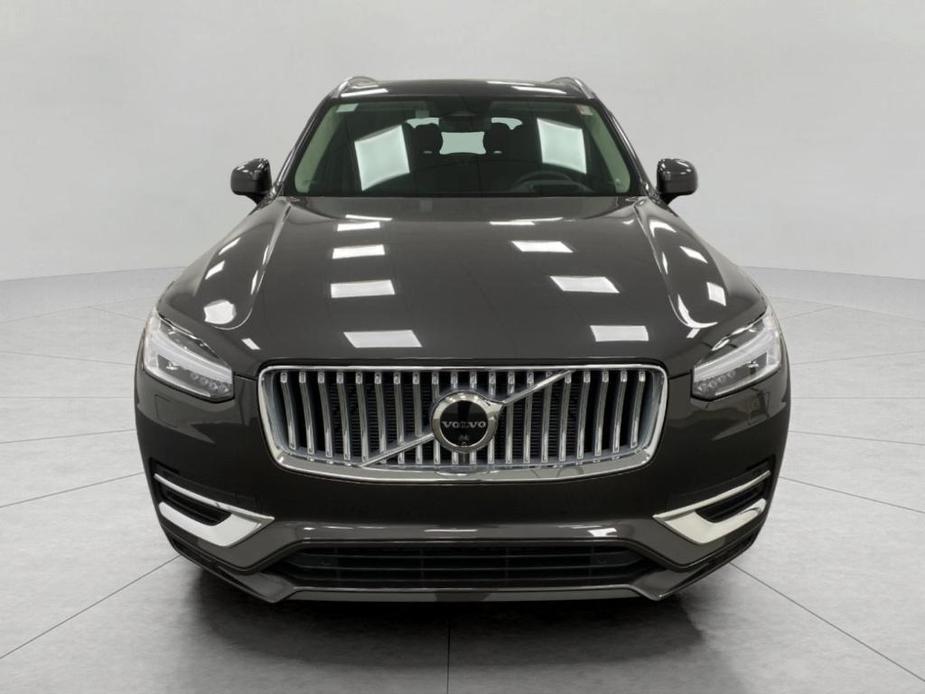 new 2025 Volvo XC90 car, priced at $77,095