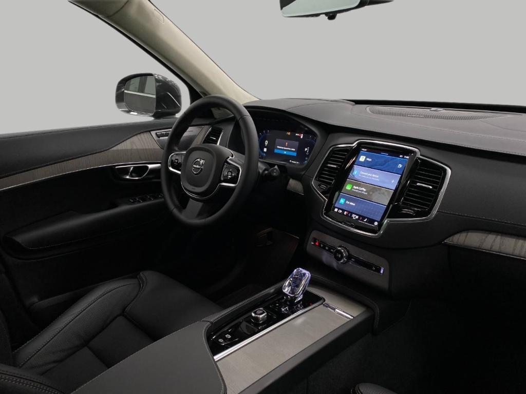 new 2025 Volvo XC90 car, priced at $77,095