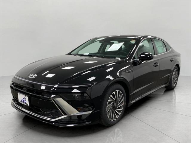 new 2025 Hyundai Sonata Hybrid car, priced at $38,111