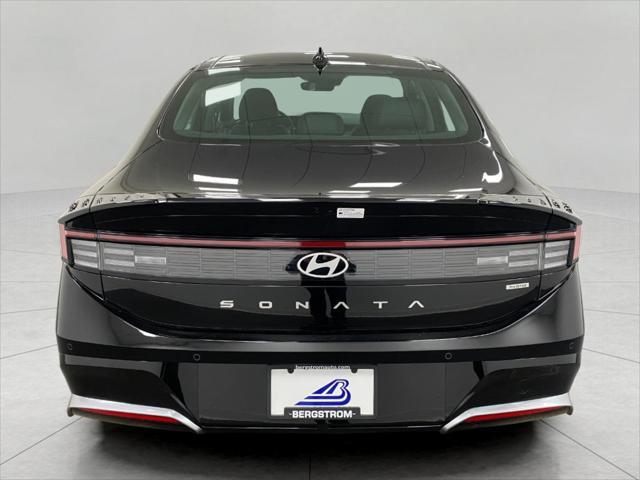 new 2025 Hyundai Sonata Hybrid car, priced at $38,111