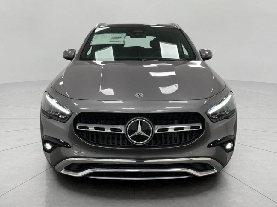 new 2025 Mercedes-Benz GLA 250 car, priced at $52,230