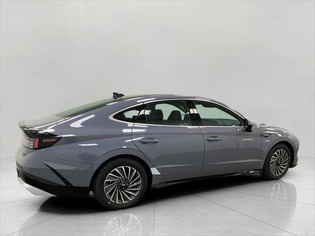 new 2025 Hyundai Sonata Hybrid car, priced at $37,921