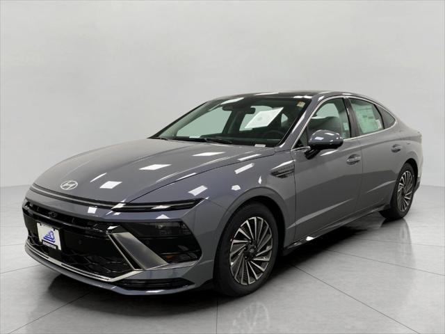 new 2025 Hyundai Sonata Hybrid car, priced at $37,921