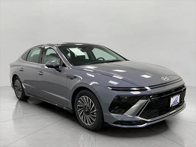 new 2025 Hyundai Sonata Hybrid car, priced at $37,921
