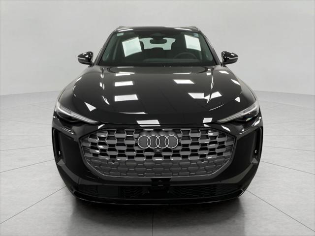 new 2025 Audi Q5 car, priced at $59,381
