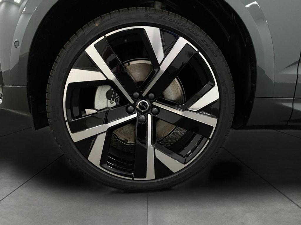 new 2026 Volvo XC60 Plug-In Hybrid car, priced at $80,310