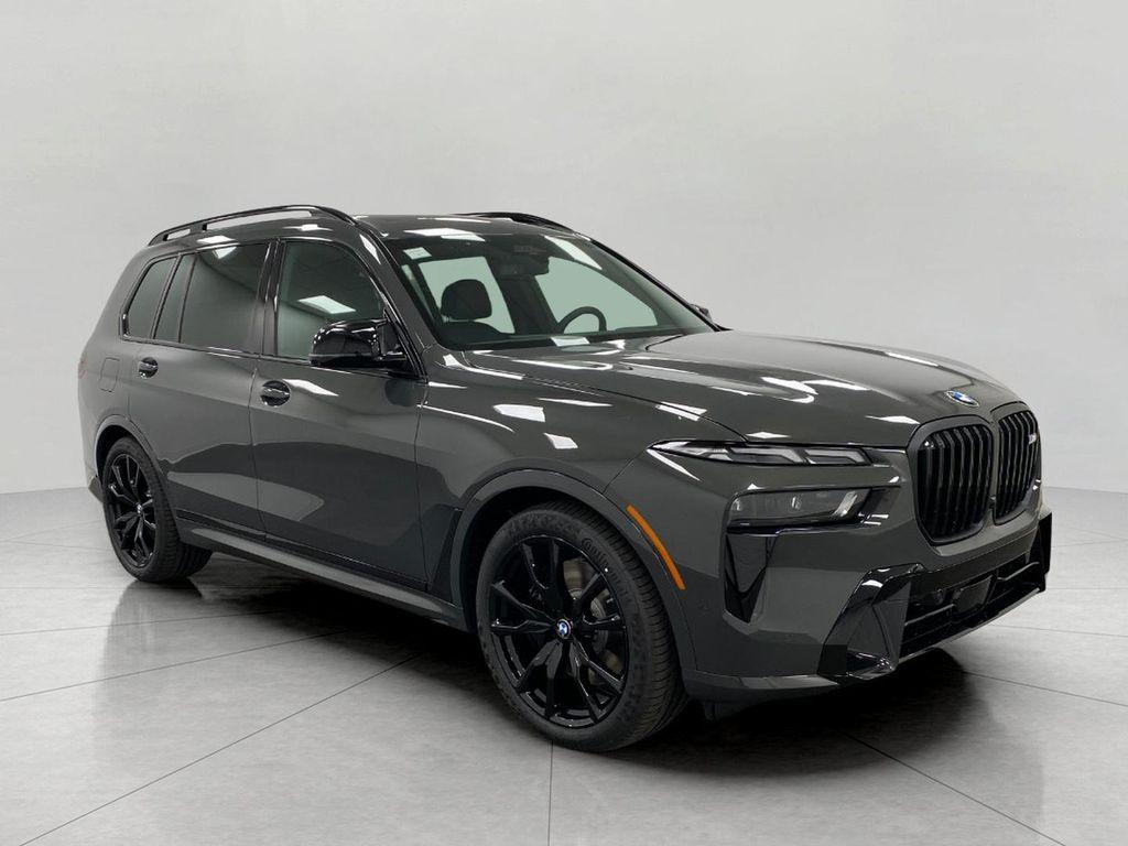 new 2026 BMW X7 car, priced at $127,525