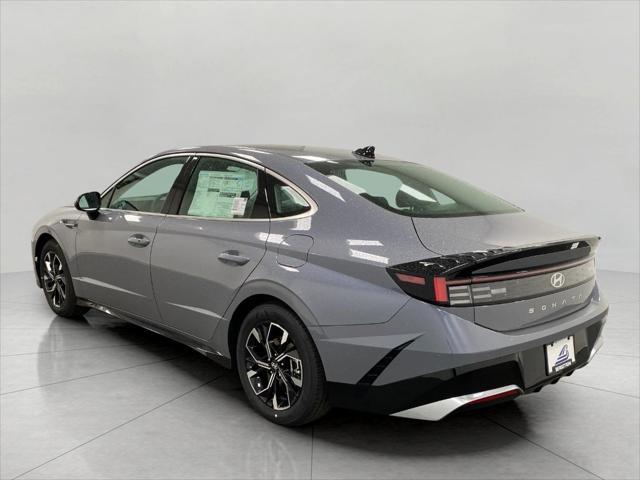 new 2025 Hyundai Sonata car, priced at $29,442