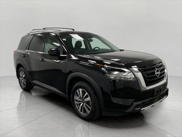 used 2023 Nissan Pathfinder car, priced at $35,258