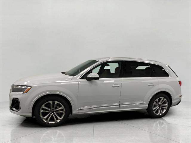 new 2025 Audi Q7 car, priced at $79,311