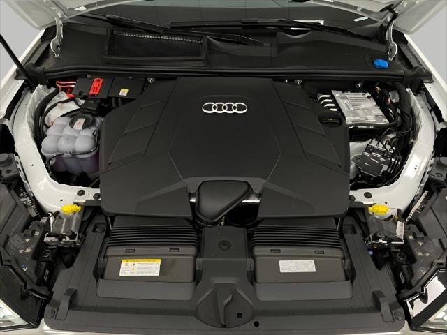 new 2025 Audi Q7 car, priced at $79,311