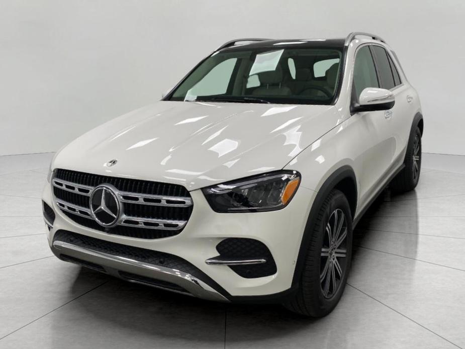 new 2024 Mercedes-Benz GLE 450 car, priced at $75,935