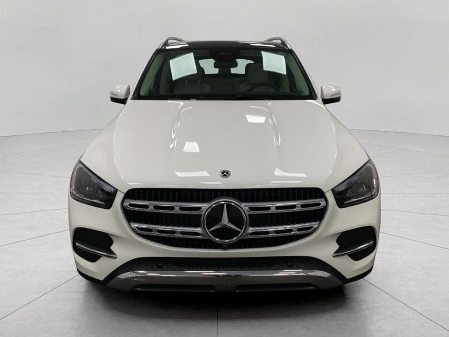 new 2024 Mercedes-Benz GLE 450 car, priced at $75,935
