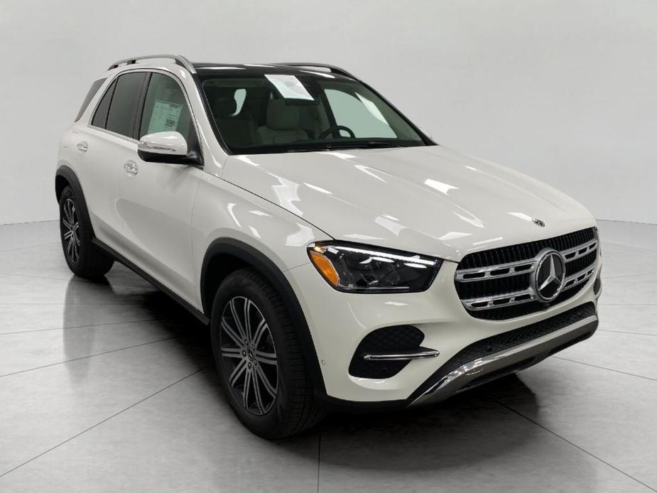 new 2024 Mercedes-Benz GLE 450 car, priced at $75,935