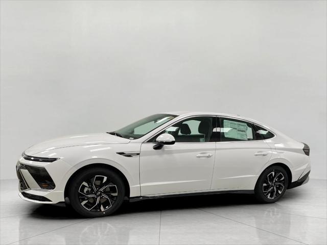 new 2025 Hyundai Sonata car, priced at $29,951