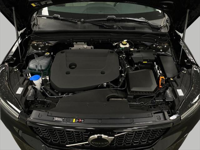 new 2025 Volvo XC40 car, priced at $51,233