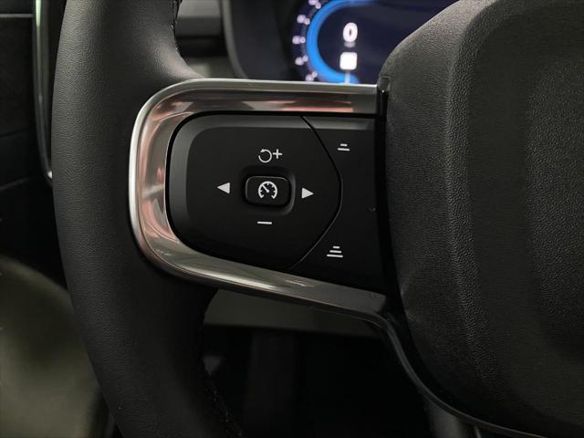 new 2025 Volvo XC40 car, priced at $51,233