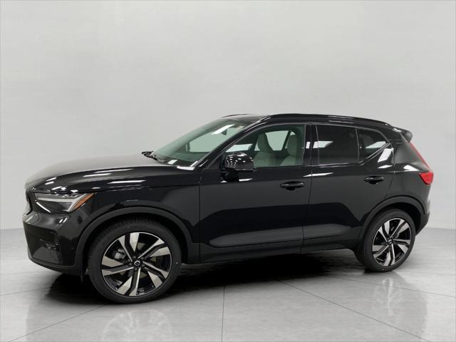new 2025 Volvo XC40 car, priced at $51,233