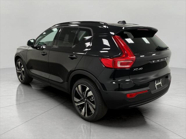 new 2025 Volvo XC40 car, priced at $51,233