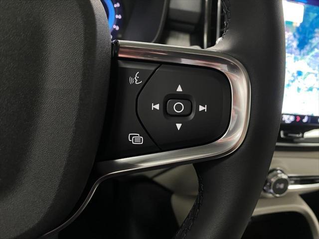 new 2025 Volvo XC40 car, priced at $51,233