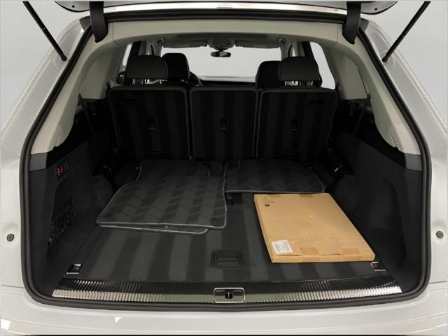 used 2025 Audi Q7 car, priced at $68,369