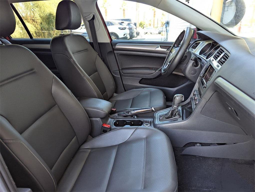 used 2015 Volkswagen Golf SportWagen car, priced at $11,990