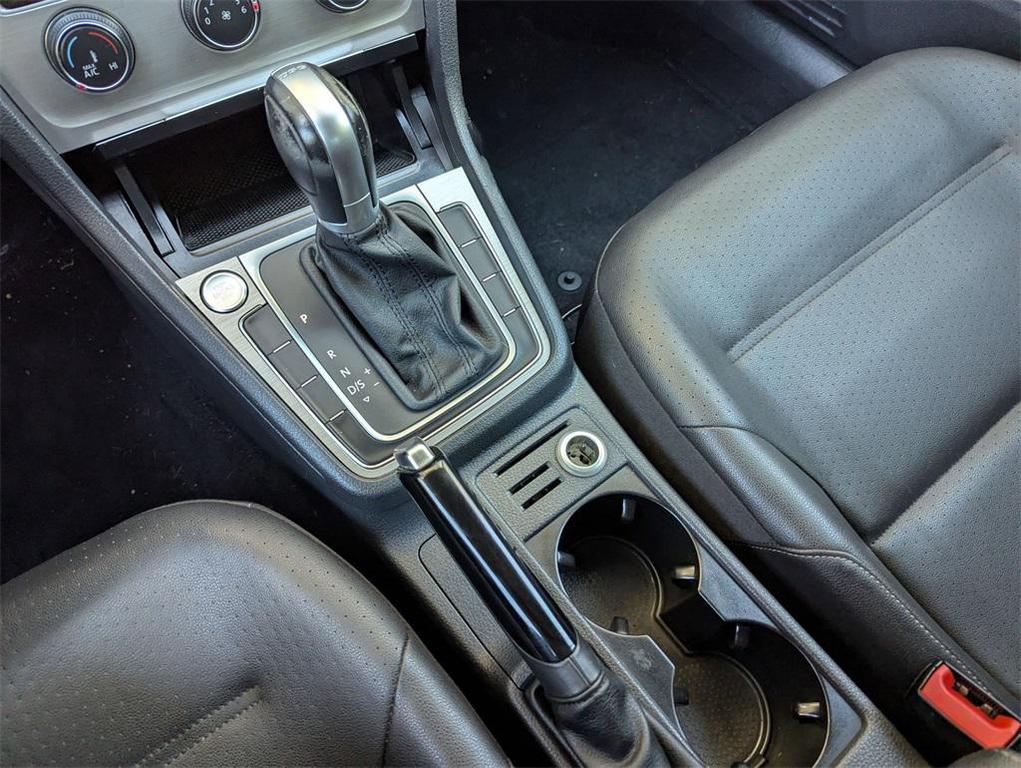 used 2015 Volkswagen Golf SportWagen car, priced at $11,990