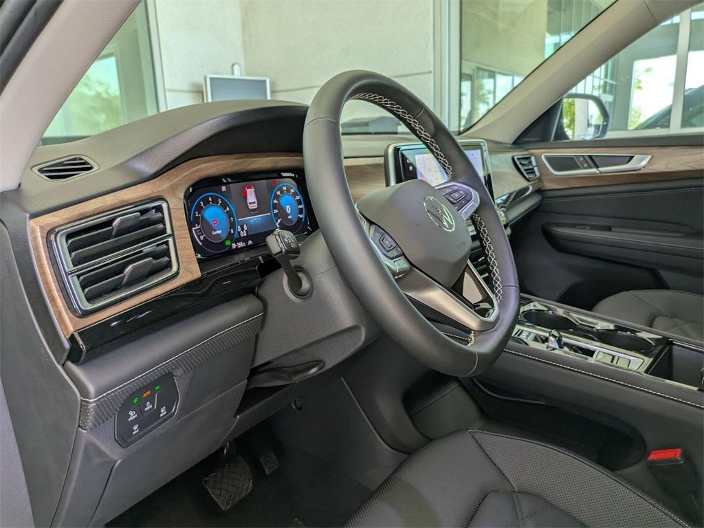 new 2025 Volkswagen Atlas car, priced at $45,059