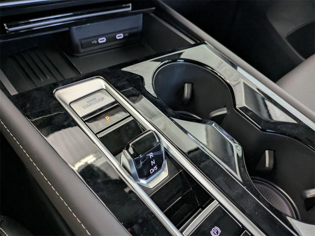 new 2025 Volkswagen Atlas car, priced at $45,059