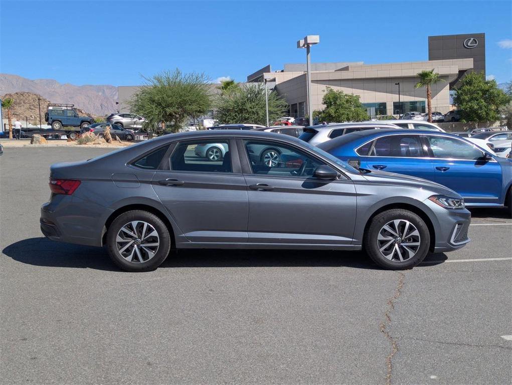 used 2025 Volkswagen Jetta car