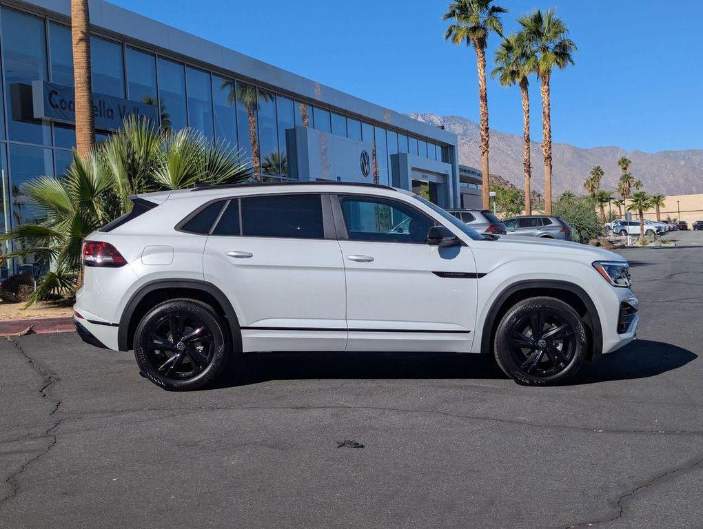 new 2026 Volkswagen Atlas Cross Sport car, priced at $53,864