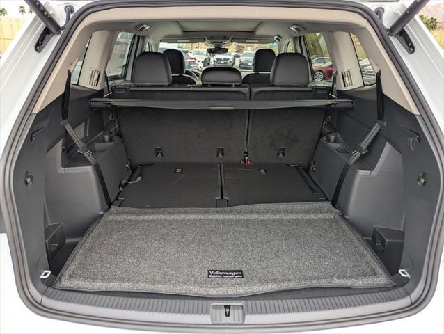 new 2025 Volkswagen Atlas car, priced at $46,686
