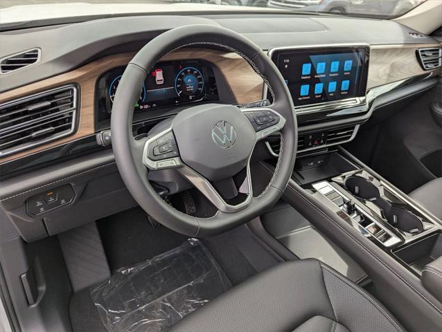 new 2025 Volkswagen Atlas car, priced at $46,686