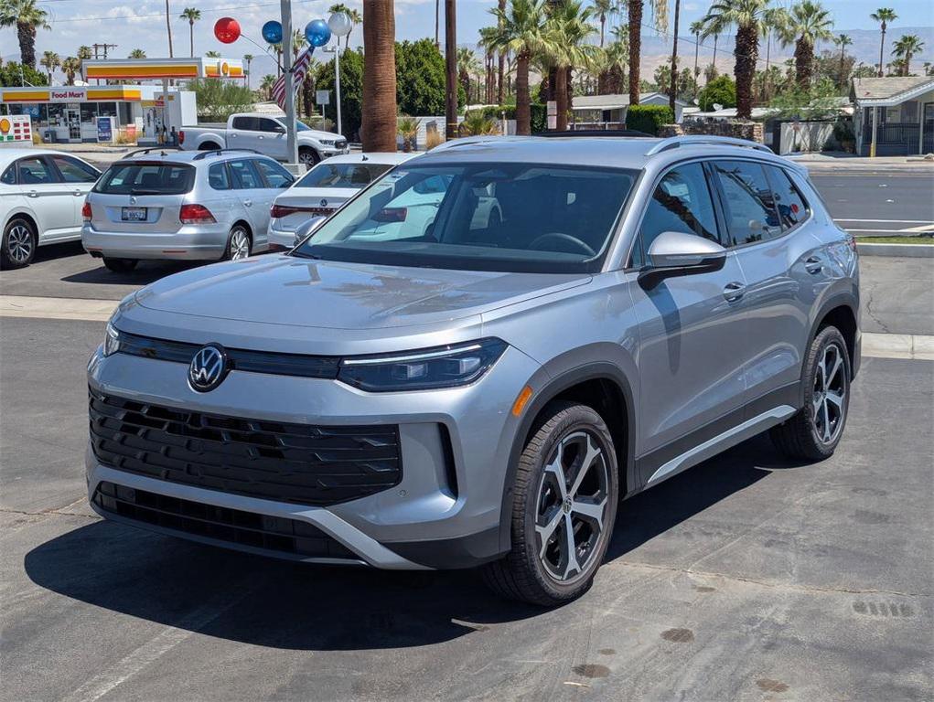 new 2025 Volkswagen Tiguan car, priced at $35,182