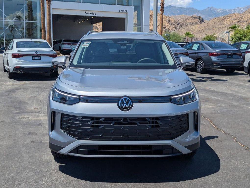 new 2025 Volkswagen Tiguan car, priced at $35,182