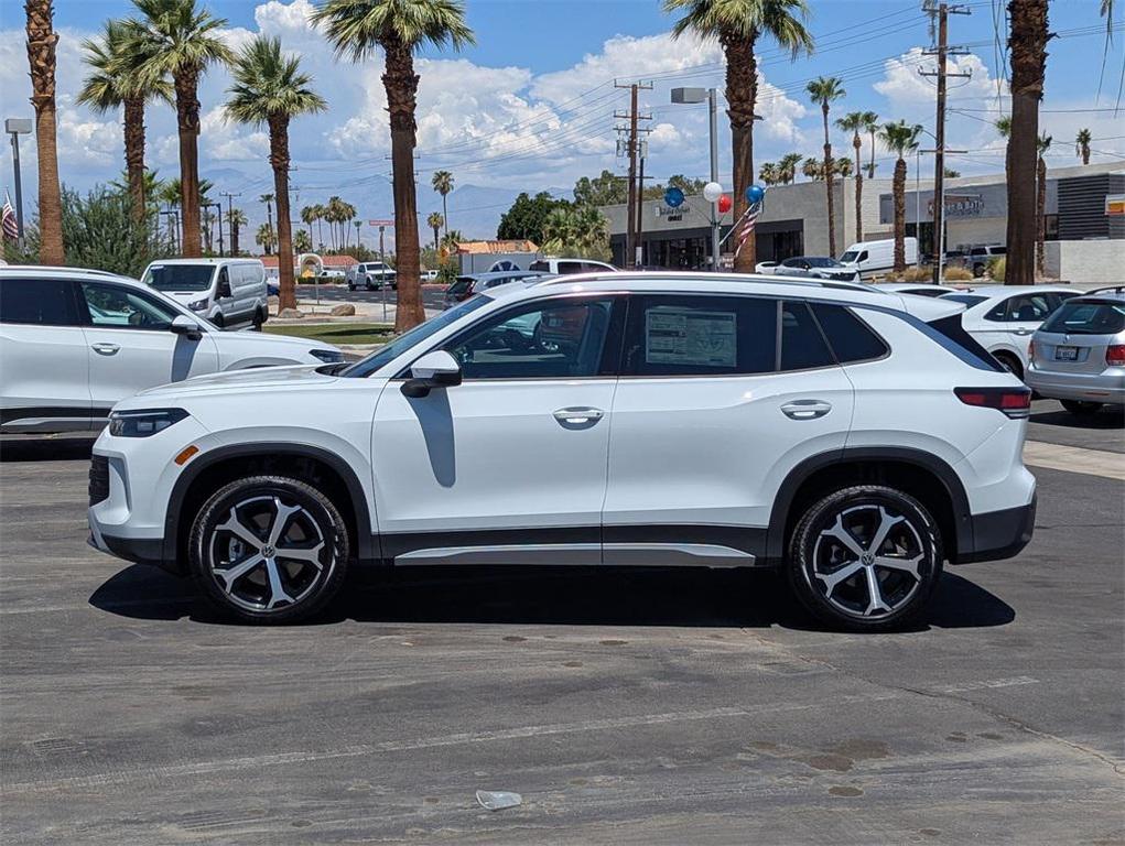 new 2025 Volkswagen Tiguan car, priced at $37,015