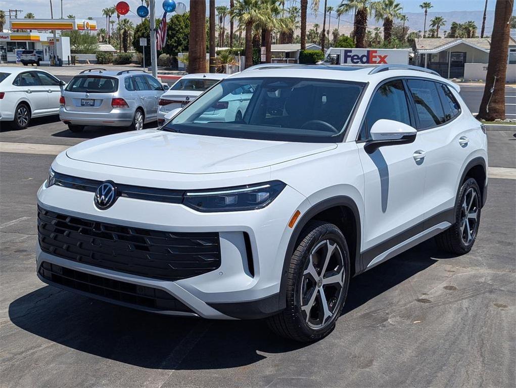 new 2025 Volkswagen Tiguan car, priced at $37,015