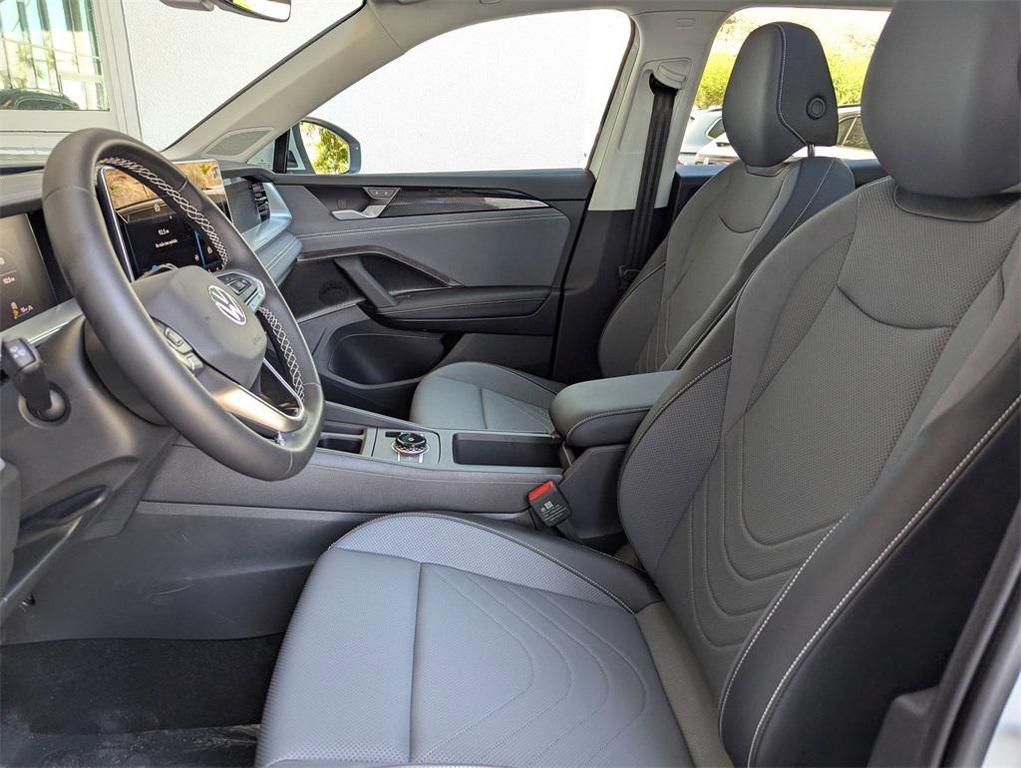new 2025 Volkswagen Tiguan car, priced at $37,015