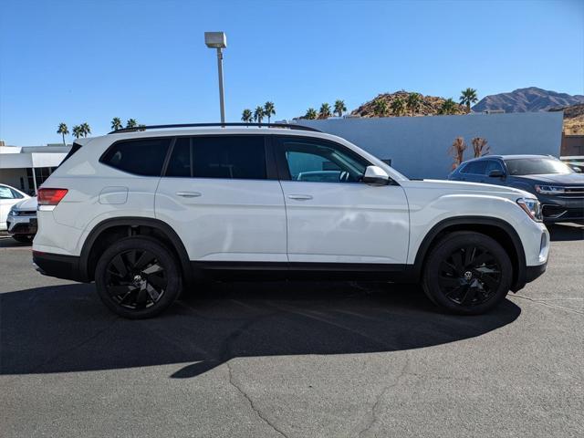 new 2024 Volkswagen Atlas car, priced at $46,925