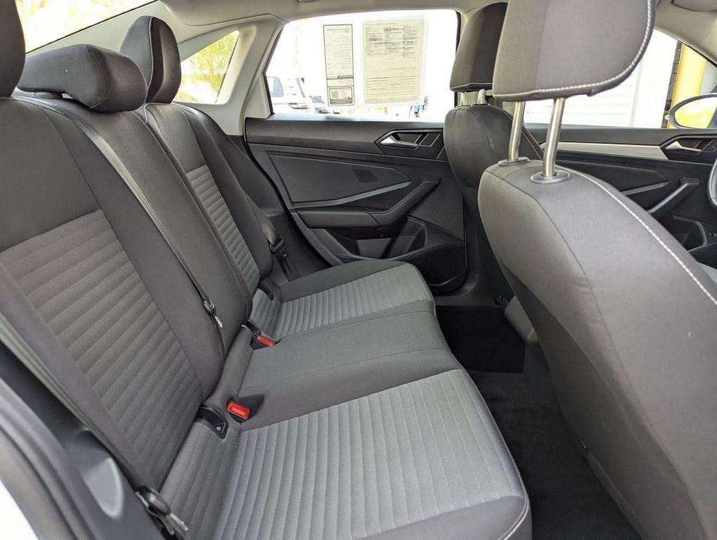 used 2025 Volkswagen Jetta car